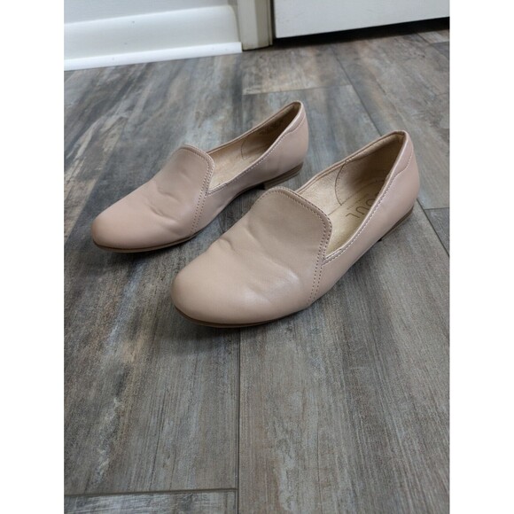 Women's Size 8 SOUL Naturalizer Alexis Slip-ons Nude - Picture 1 of 5